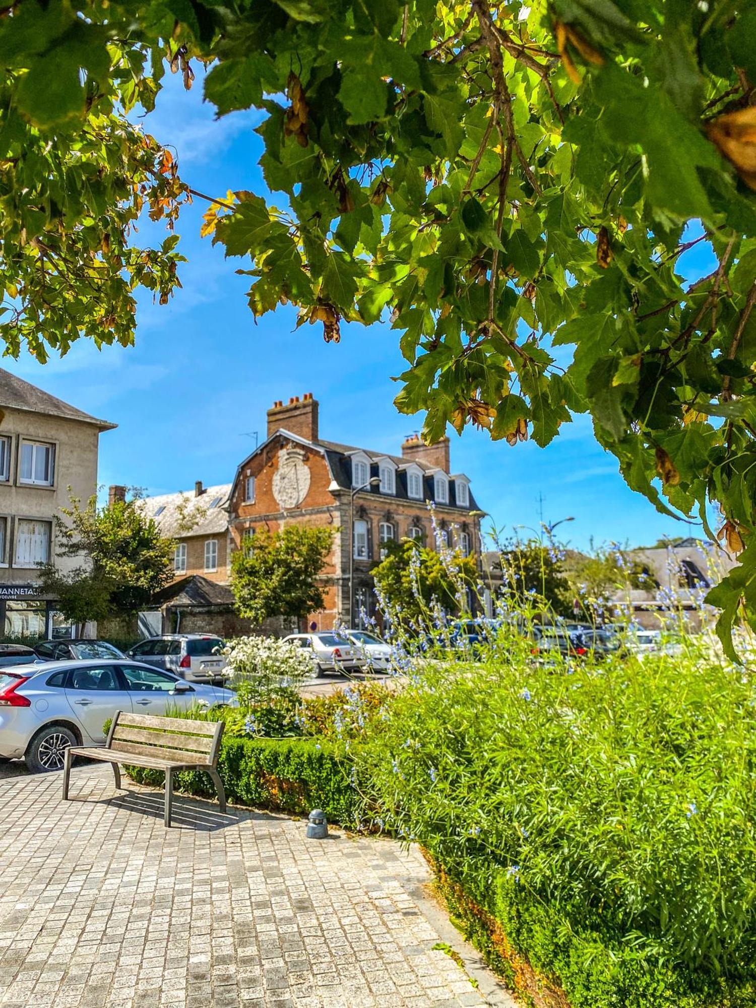 Ulysse By Kleidos - Charmant T2 Dans Le Centre De Pont-Audemer Exterior foto